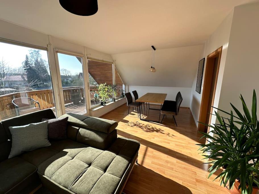 Sonniges & Ruhiges Apartment Mit Balkon Nahe Berlin Zeuthen Bagian luar foto